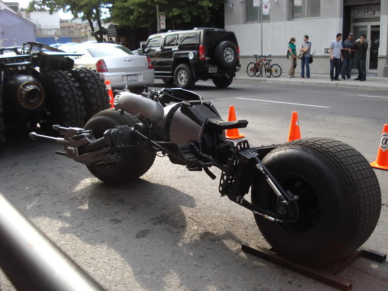 20080711365DarkKnightBatPodandTu-3.jpg