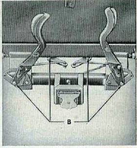 Extract from TM 9-874A, M101 Trailer, dated 1952 showing intervehicular cable receptacle.