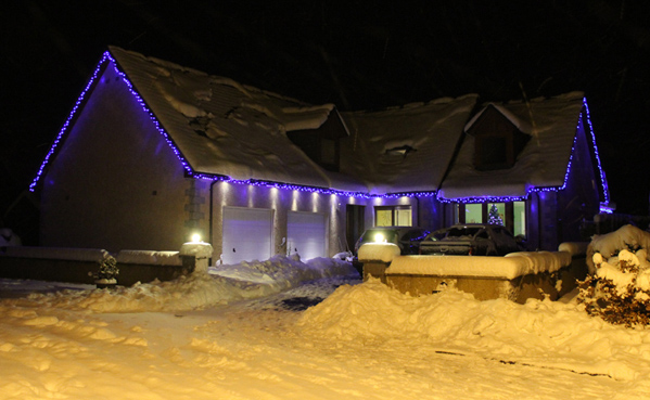 festive house.jpg