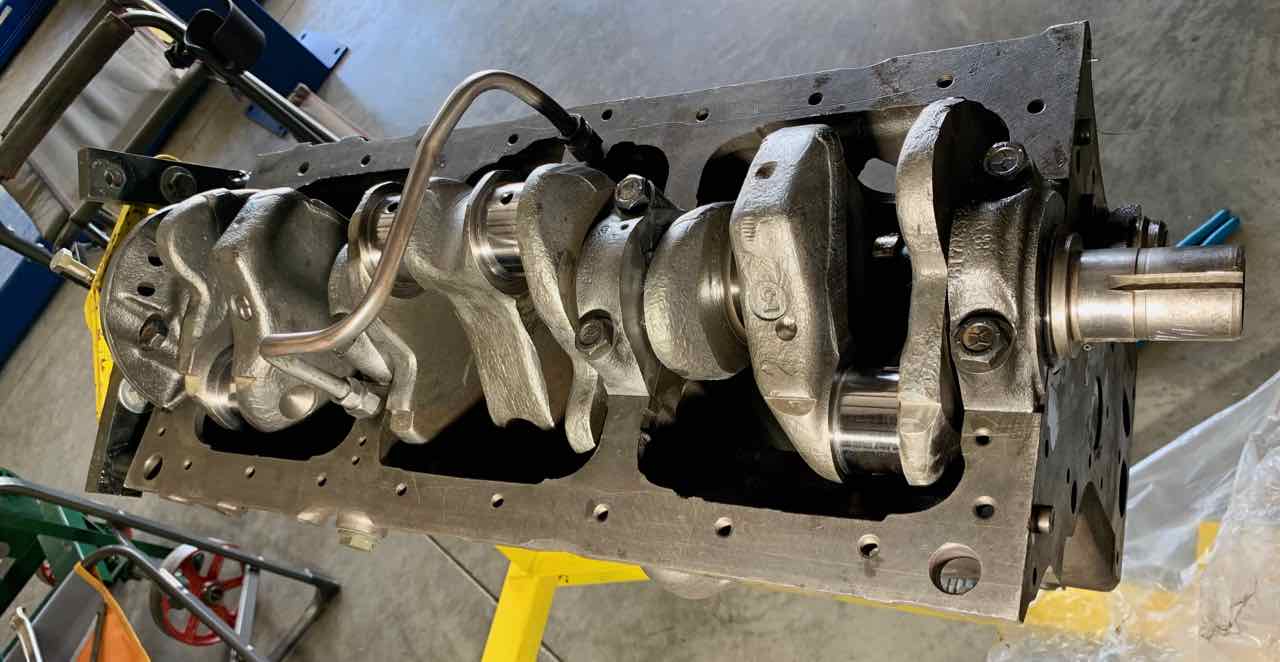 230 flat head crank in block (1).jpg