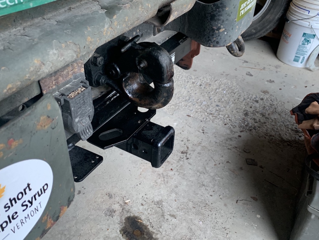 Hitch Mod Pintle detail copy.jpg