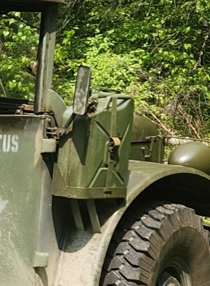 Jerry Can 3.jpg