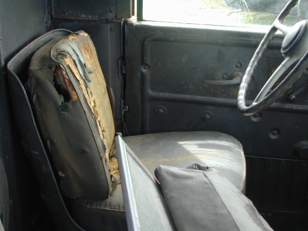 Lt Seat.JPG