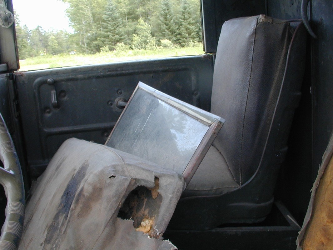 Rt Seat.JPG