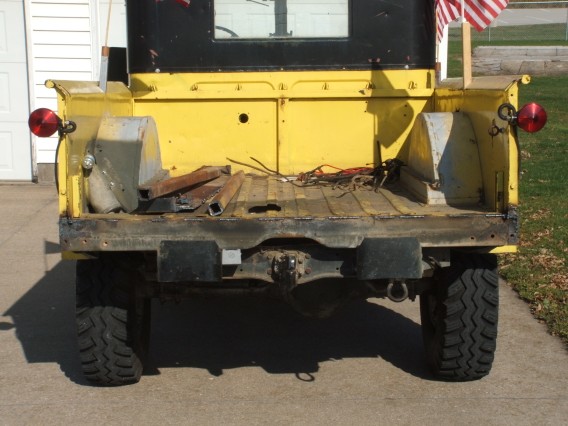 First look at the back of our &quot;M&quot; with no bed extension!