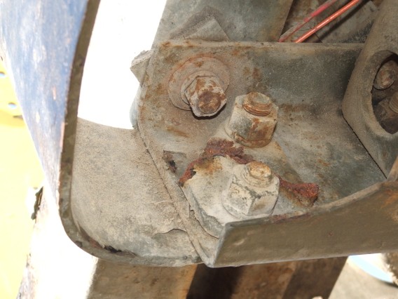 Broken rear bracket!