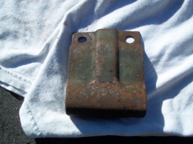 center hinge 1.JPG